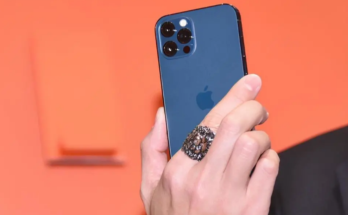 屯昌苹果手机维修分享iPhone12系列重启方法教程 
